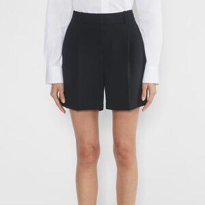 Aritzia Effortless Short